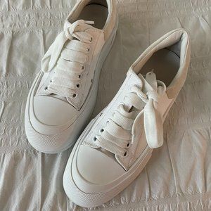 ALEXANDER MCQUEEN White Leather Deck Plimsoll Sneakers